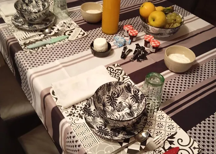 Sas Au Brunet Bed & Breakfast *